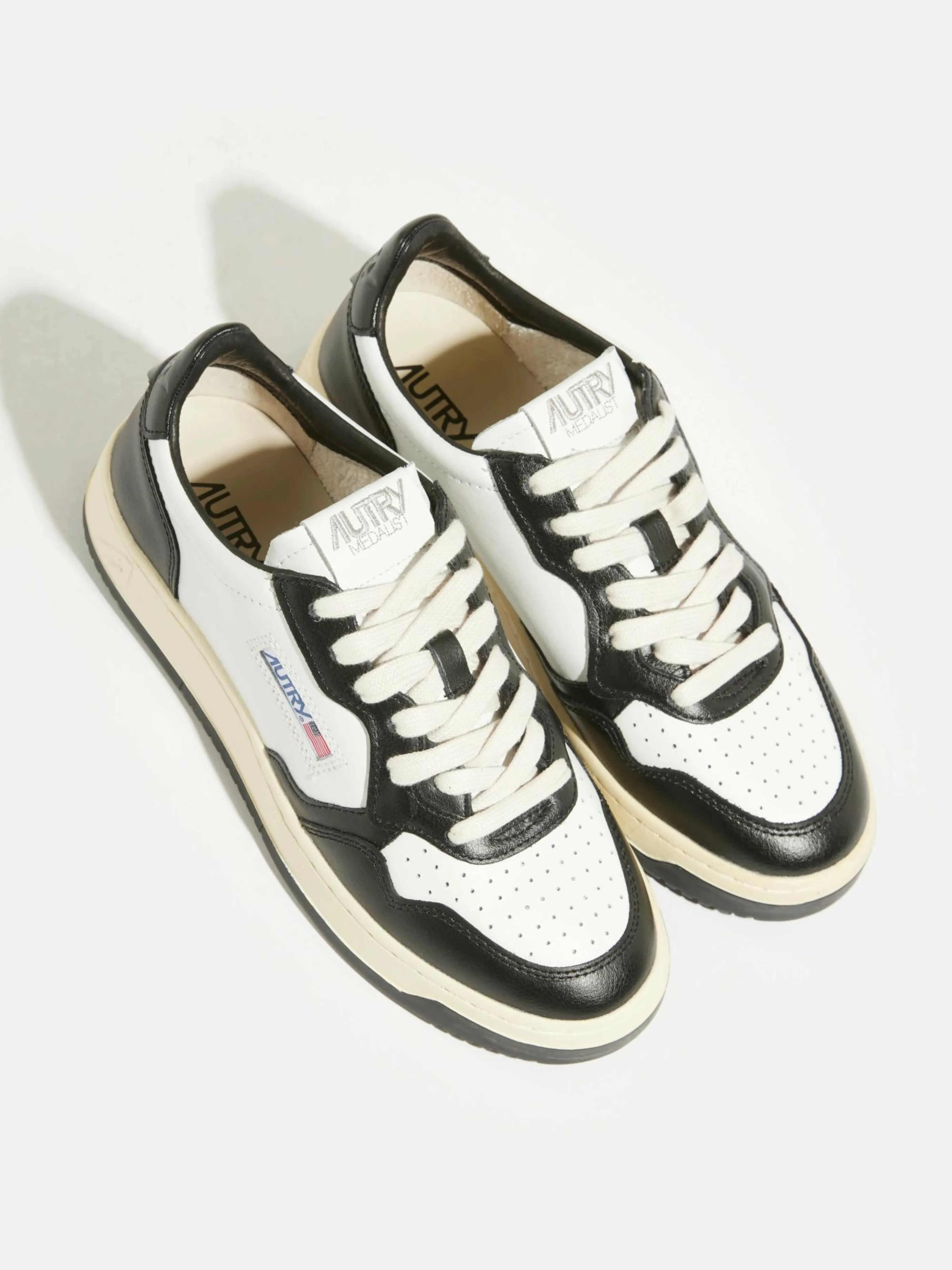 Cheap Autry Medalist Low Bicolor Voor Vrouwen