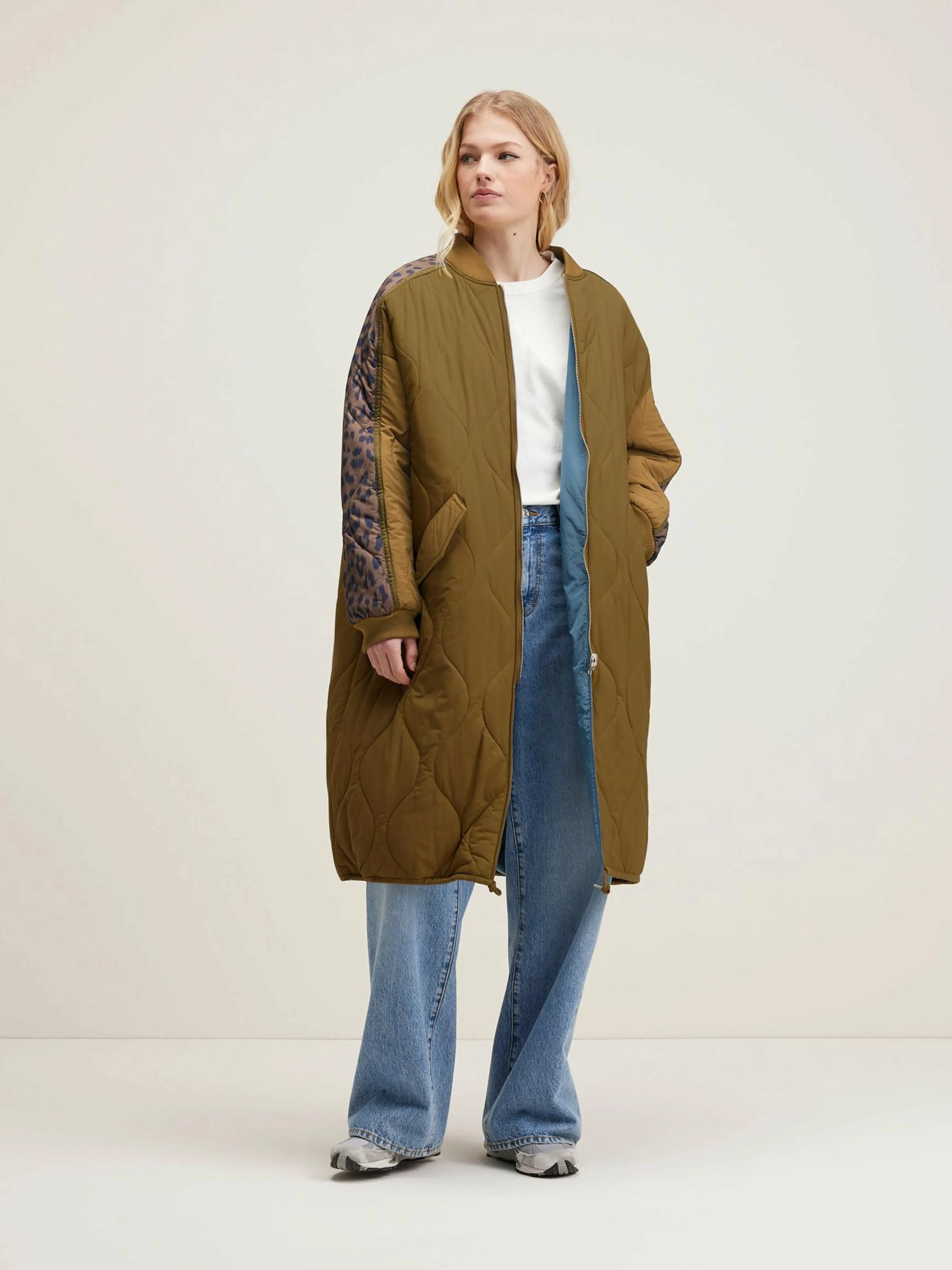 Shop Bellerose Hedge Gewatteerde Jas Tan