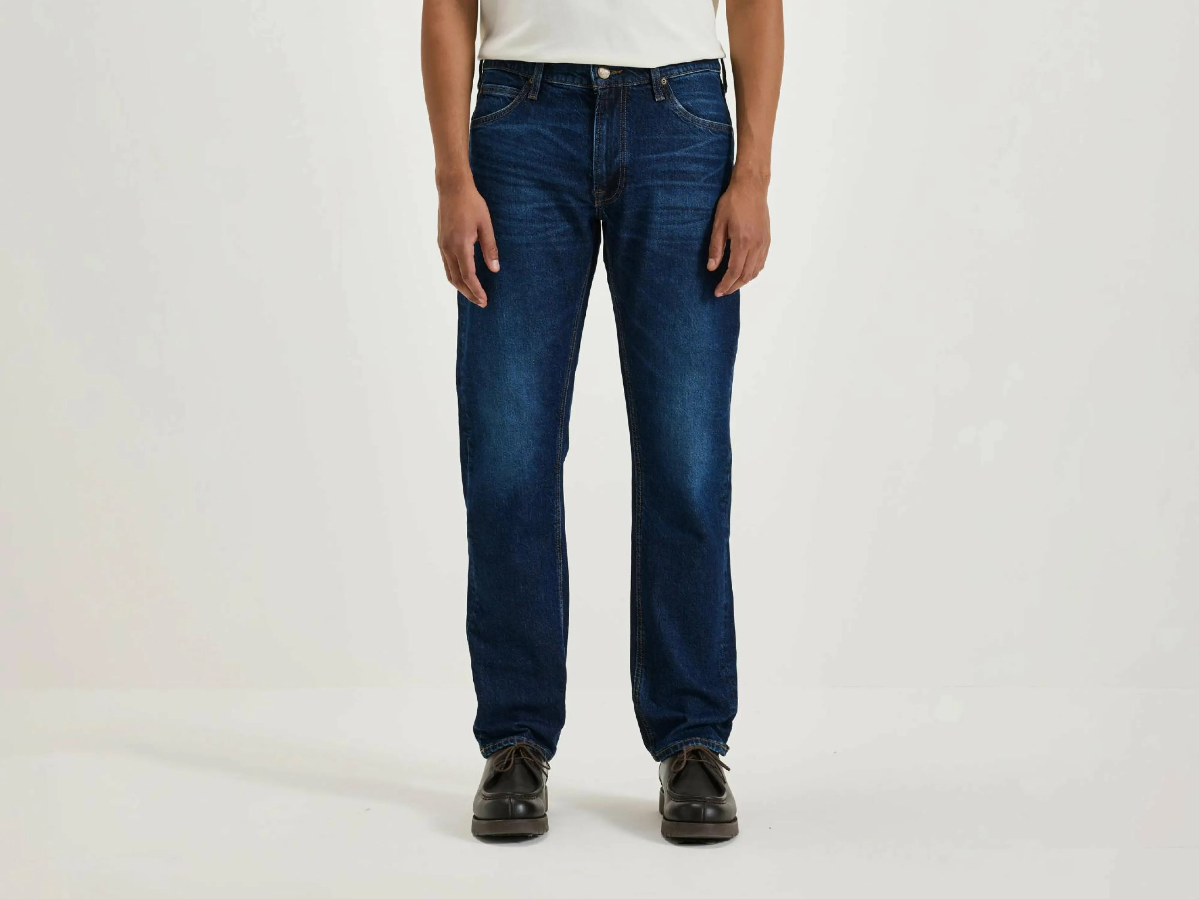 Hot Lee Daren Zip Fly Jeans