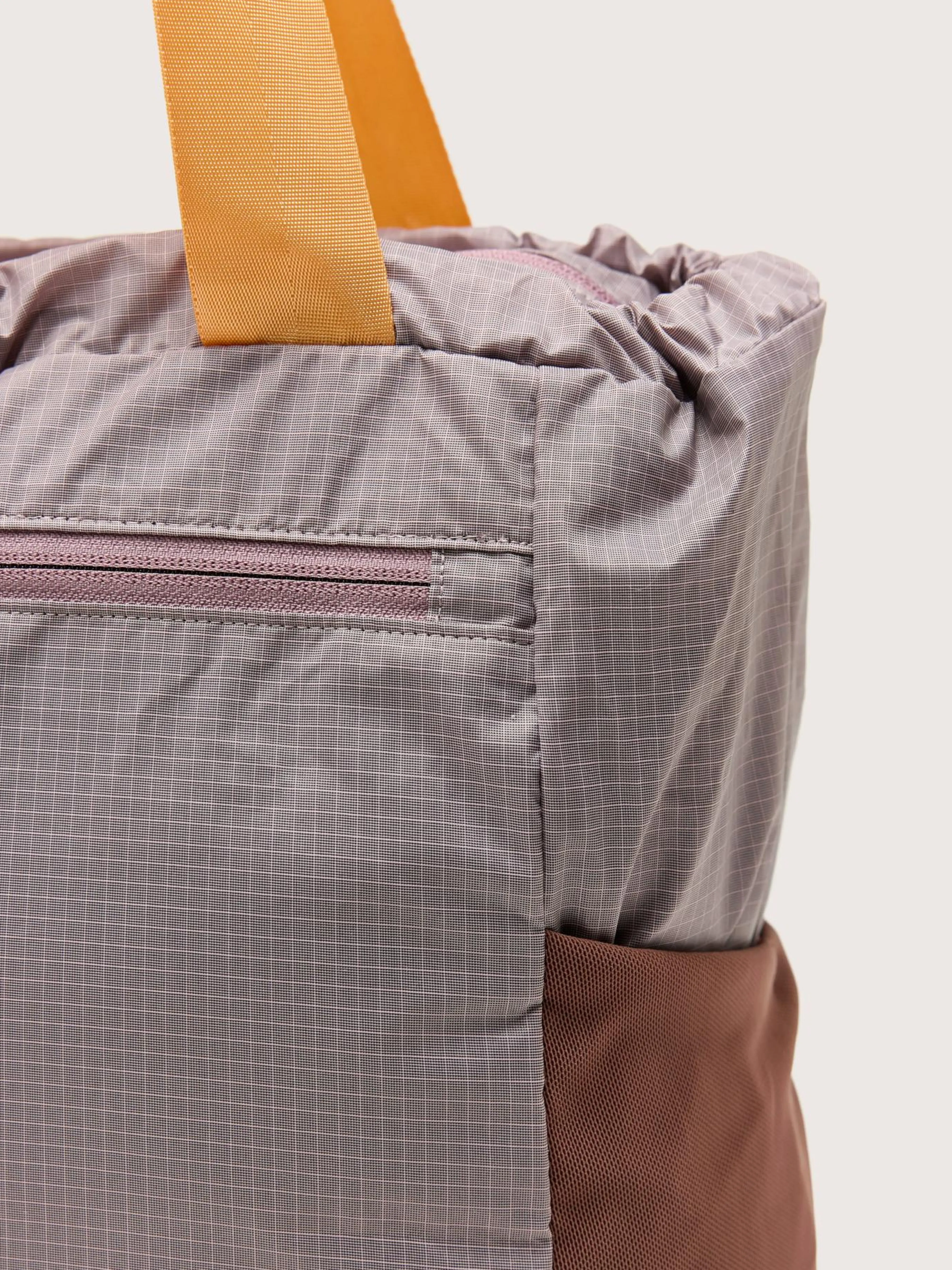 Discount Patagonia Ultralight Black Gole Tote Pack